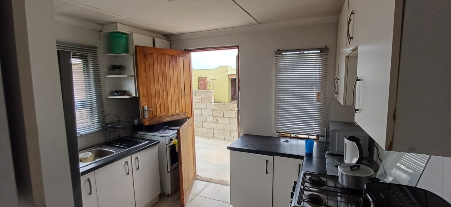 2 Bedroom Property for Sale in Zwide Eastern Cape